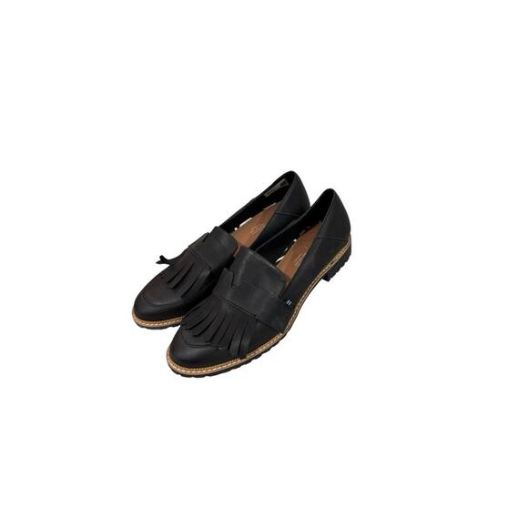 TOMS Mallory Loafers Black Leather Fringe Slip On Professional Comfort Size 9.5 - Picture 1 of 7
